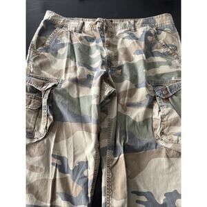 Preowned Men’s Red Head Camouflage Pants Size 44x30